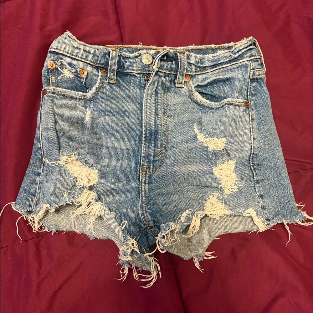 Abercrombie & Fitch Light Blue Distressed Jean Shorts - Picture 1 of 3